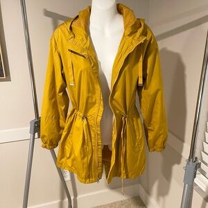 Anorak rain jacket